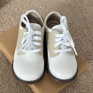 FootMates White and Tan Dress Shoes for Kids